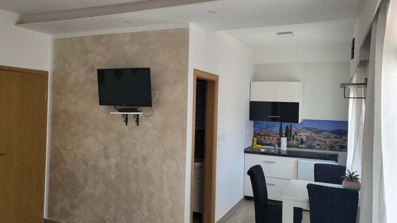 Mango Apartments Trebinje Buitenkant foto