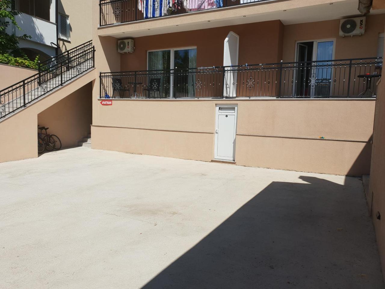 Mango Apartments Trebinje Buitenkant foto